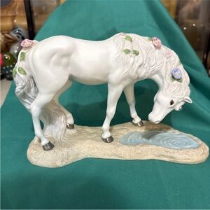 Vintage Princeton Gallery Love’s Purity Porcelain Unicorn 9”